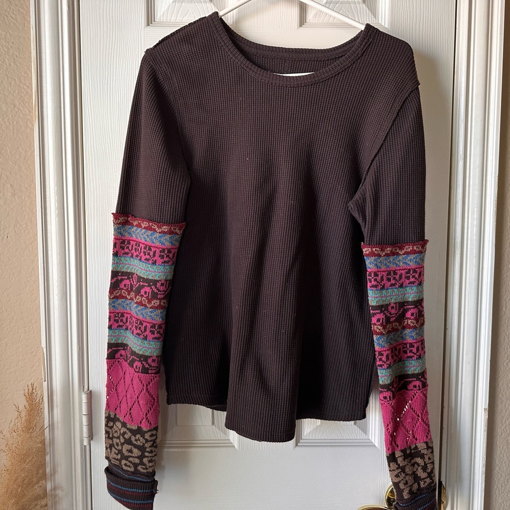 Free People waffle print sweater size L